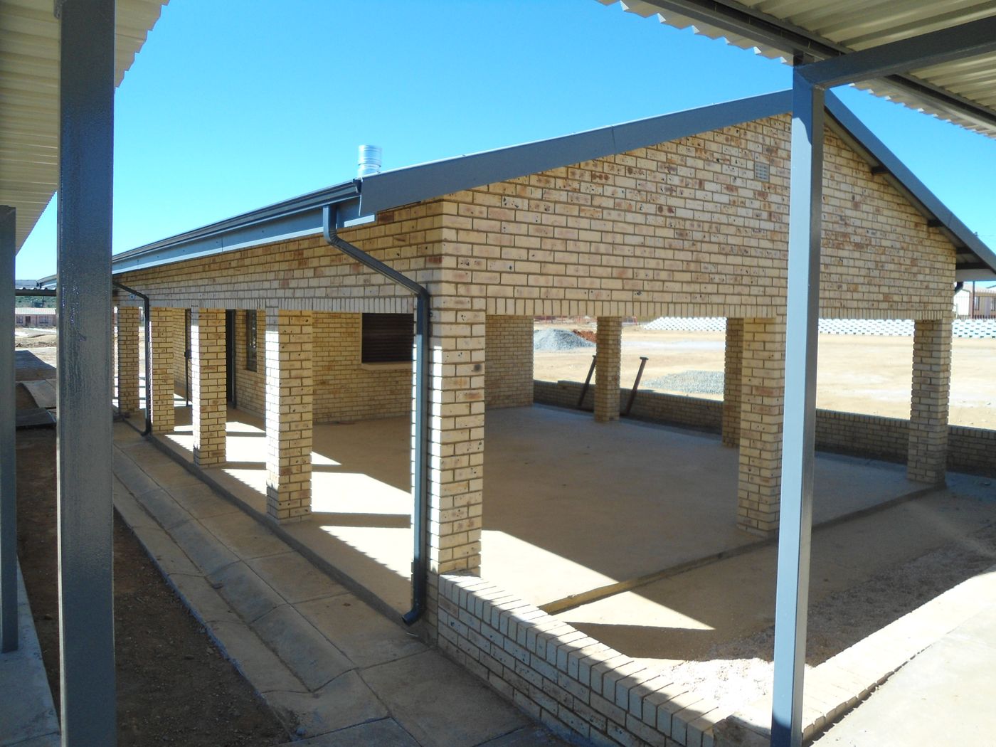 Mazista Primary School — photograph 2